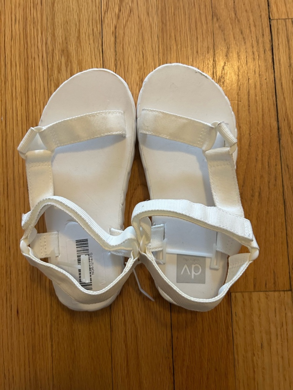 Dolce vita White Strappy Platform Sandals - Chunky Sport Style